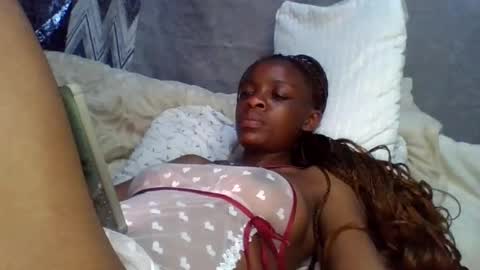 miss_belllo online show from February 2, 2025, 9:08 am