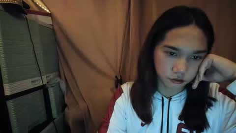 Catriona online show from December 5, 2025, 11:30 am