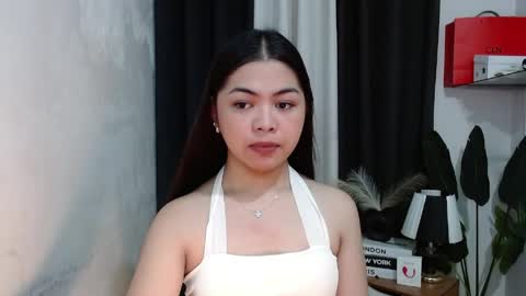Briella online show from May 18, 2026, 1:39 pm
