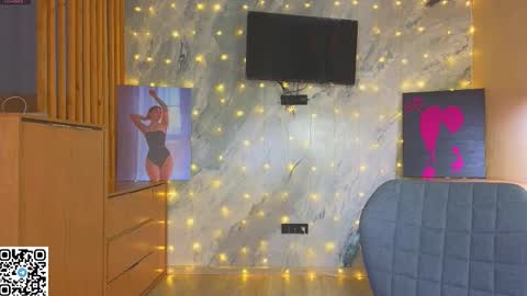 Sandy online show from December 16, 2025, 12:48 am