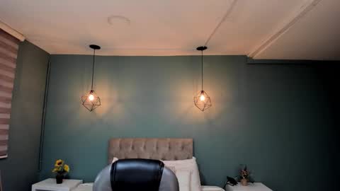 Cataleya online show from November 23, 2025, 11:32 am