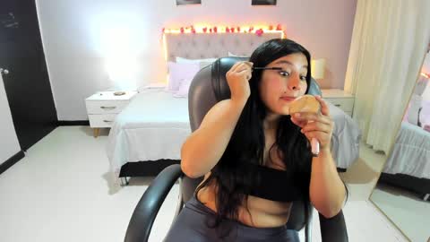 Snapshot of miss_cataleya__ chatting on May 4, 2026, 11:28 am Cataleya online show from May 4, 2026, 11:28 am