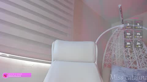 Catalina online show from February 5, 2025, 5:53 pm