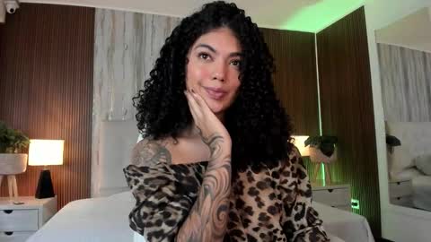 CANDELA CASTRO  online show from January 13, 2026, 11:37 am