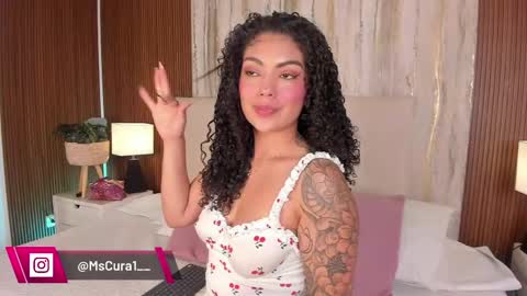 CANDELA CASTRO  online show from April 27, 2026, 12:25 pm