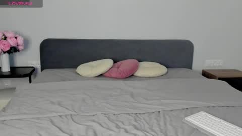 Emily online show from March 8, 2026, 7:39 pm