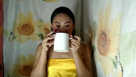 Snapshot of miss_eva2025 chatting on May 5, 2026, 10:34 am Eva online show from May 5, 2026, 10:34 am