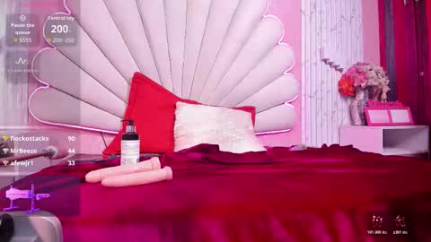 miss_evans_ online show from October 25, 2025, 10:15 pm