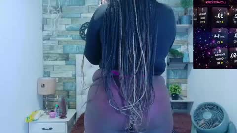 miss_evans_ online show from May 15, 2026, 2:02 pm