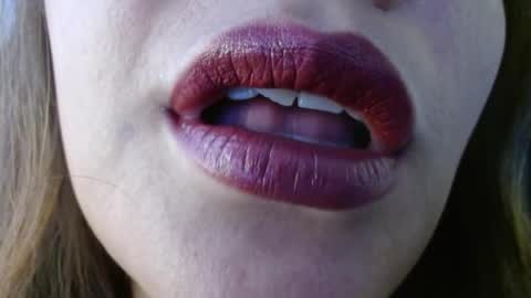 Miss Evoleth online show from April 7, 2026, 1:55 pm