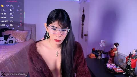 Asami  online show from April 21, 2026, 5:14 am