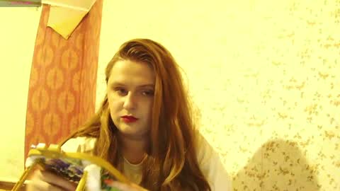 Snapshot of miss_iriss chatting on May 6, 2026, 6:35 pm Miss Iriss online show from May 6, 2026, 6:35 pm