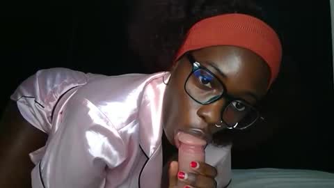 SensuElle  WHAT I DONT SHOW HERE... YOULL ONLY SEE IN PRIVATE  online show from March 26, 2026, 6:08 am