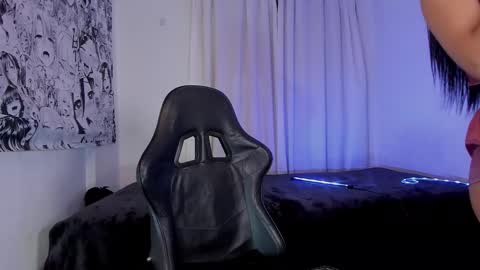 Kendall online show from February 19, 2026, 9:49 am