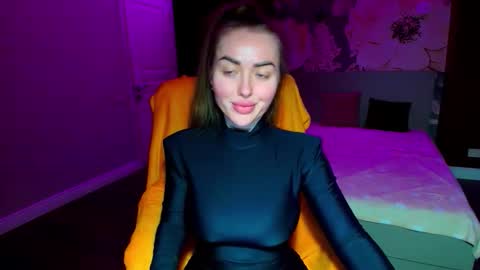 miss_kiten online show from March 27, 2026, 9:47 pm