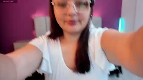 Snapshot of miss_kloee chatting on June 10, 2026, 11:53 am Kloe online show from June 10, 2026, 11:53 am