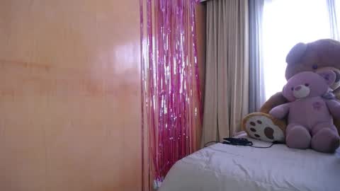 lilieth  online show from January 6, 2025, 10:15 pm