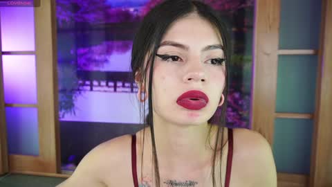 miss_lucyla online show from December 26, 2024, 5:19 pm