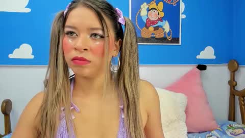 miss_lucyla online show from September 13, 2025, 9:53 am