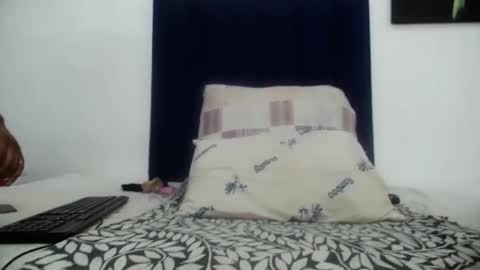 miss_m205 online show from December 15, 2024, 5:23 am