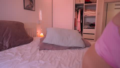Snapshot of miss_maya chatting on June 15, 2026, 2:41 pm Maya online show from June 15, 2026, 2:41 pm
