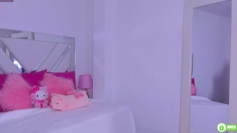   online show from December 15, 2024, 2:16 pm