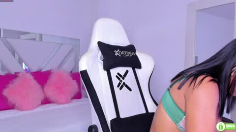   online show from December 23, 2024, 1:35 pm