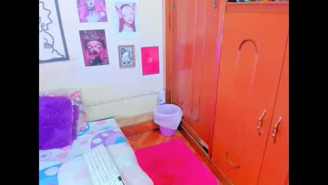 MEGG online show from September 14, 2025, 1:38 am