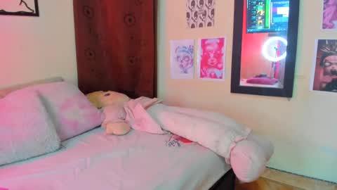 Snapshot of miss_meggaann chatting on August 3, 2026, 7:28 pm MEGG online show from August 3, 2026, 7:28 pm