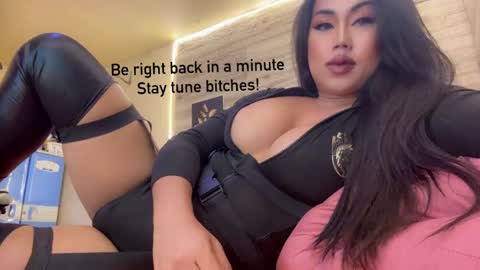 Snapshot of miss_miyuka chatting on June 8, 2026, 1:33 pm THE DEVIL CALL ME MASTER online show from June 8, 2026, 1:33 pm