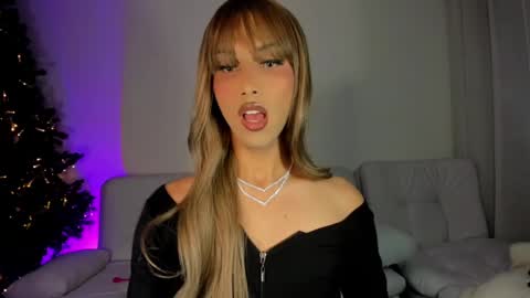 Goddess Myers  thumb up is important for me kisses  online show from December 9, 2024, 12:12 am