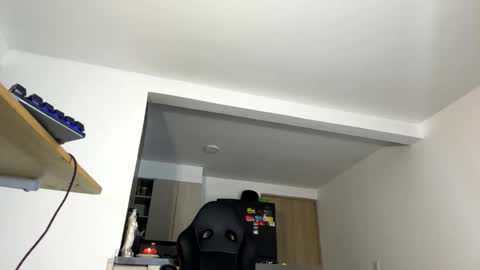 miss_poonamxxx online show from April 2, 2026, 5:16 am