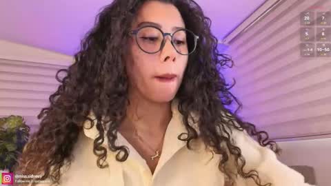 Amy Olivera online show from April 21, 2026, 12:44 pm