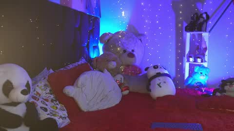 Sophie Cardenas ..... independent model online show from January 22, 2025, 3:09 am