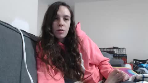 Bella online show from February 26, 2025, 5:28 pm