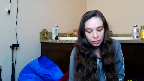 Bella online show from June 11, 2026, 2:33 am