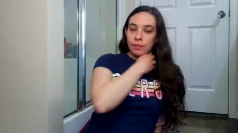 Bella online show from June 24, 2026, 2:32 am