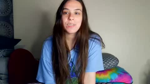 Bella online show from June 30, 2026, 5:14 pm