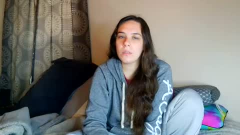 Bella online show from July 9, 2026, 5:50 pm
