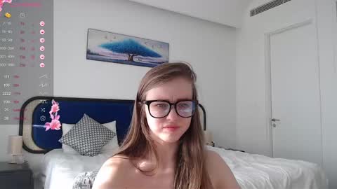 Bella online show from February 20, 2025, 9:00 am