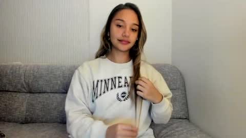 Snapshot of miss_taniac chatting on April 25, 2026, 2:25 am Miss Taniac online show from April 25, 2026, 2:25 am