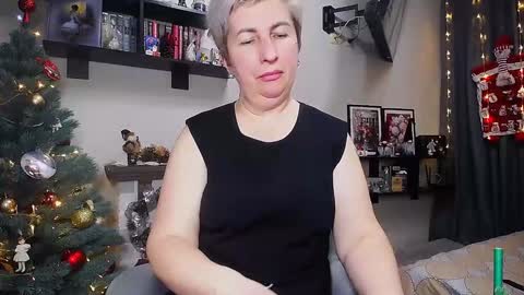 miss_tasha_kom online show from January 6, 2025, 9:52 am