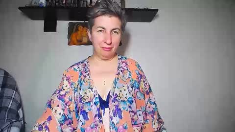 miss_tasha_kom online show from September 12, 2025, 10:15 am