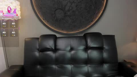 Vaiolette online show from March 7, 2025, 11:07 am