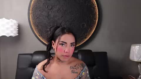 Vaiolette online show from June 30, 2026, 11:00 am