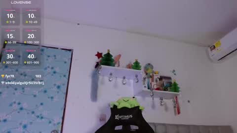 hanna    online show from February 10, 2025, 2:08 am