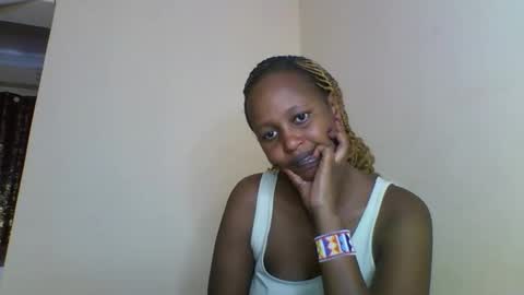 miss_vall online show from March 17, 2026, 7:55 am