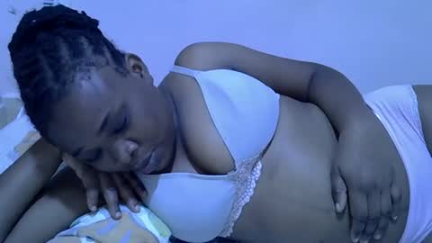 miss_velour online show from April 18, 2026, 7:58 pm