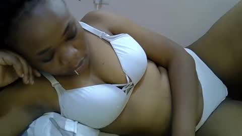 Snapshot of miss_velour chatting on May 16, 2026, 8:00 am miss_velour online show from May 16, 2026, 8:00 am