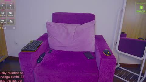 Just Vero online show from January 13, 2025, 9:31 pm